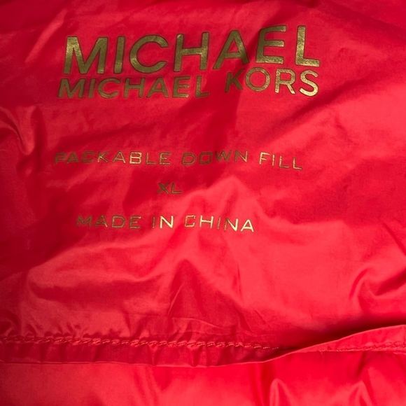 NWOT Michael Kors Red Puffer Packable Down Gold Logo Hooded Jacket Womens Sz XL - Picture 8 of 9